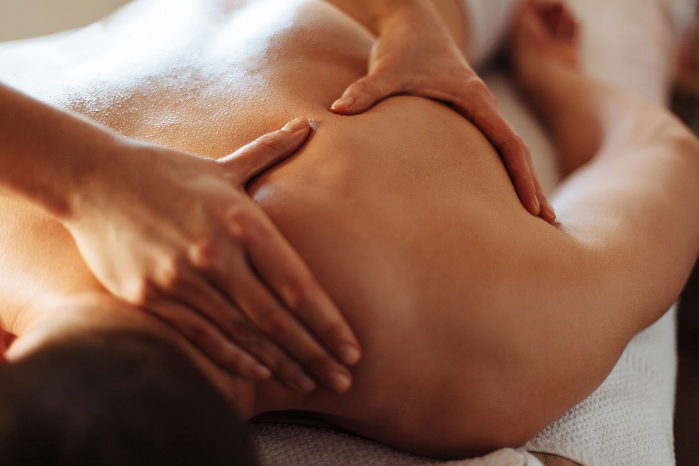 back massage for tension relief at aqua bay massage spa in Richmond Hill